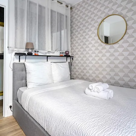 Cozy For 4 People Montorgueil-grands Boulevards Paris